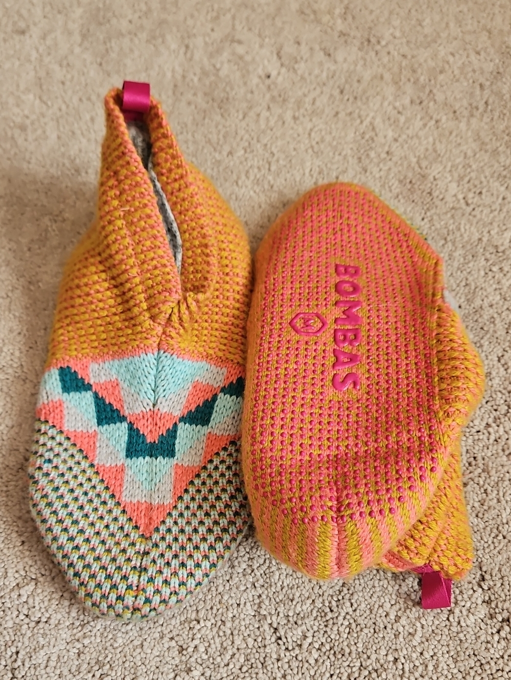 Bombas Knit Slippers Size Medium